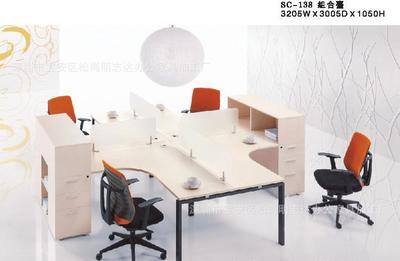 時(shí)尚簡(jiǎn)約，高效協(xié)作 四人十字形辦公卡座與對(duì)座職員屏風(fēng)的定制之道